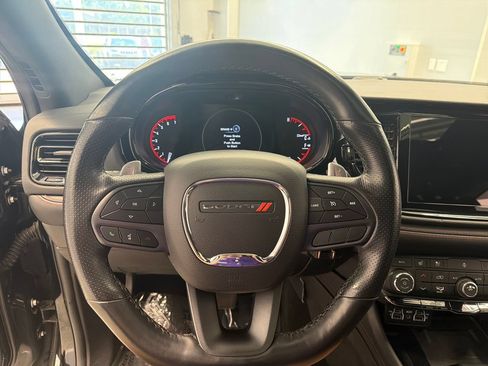 Used 2022 Dodge Durango R/T w/ Blacktop Package AWD/4WD image 17