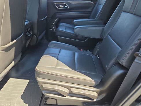 Used 2021 Chevrolet Tahoe RST w/ Luxury Package AWD/4WD image 20