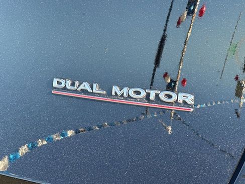 Used 2022 Tesla Model Y Performance image 27