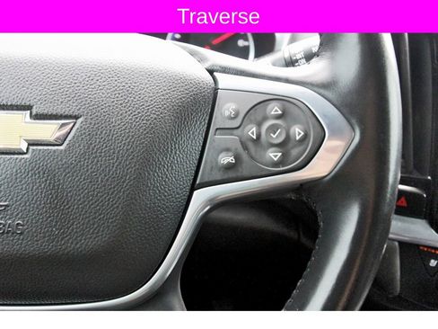 Used 2022 Chevrolet Traverse High Country image 17