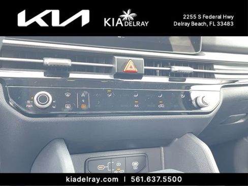 New 2026 Kia Sportage LX FWD image 21