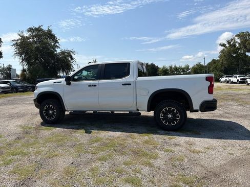 New 2026 Chevrolet Silverado 1500 ZR2 w/ LPO, Dark Essentials Package AWD/4WD image 6