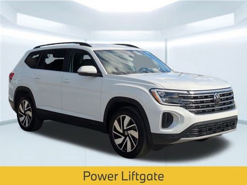Used 2025 Volkswagen Atlas SE image 9