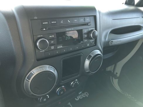 Used 2011 Jeep Wrangler Sport image 19