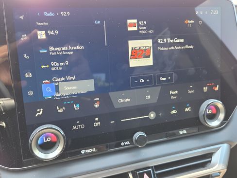 Certified 2025 Lexus RX 450h AWD w/ Convenience Package image 18