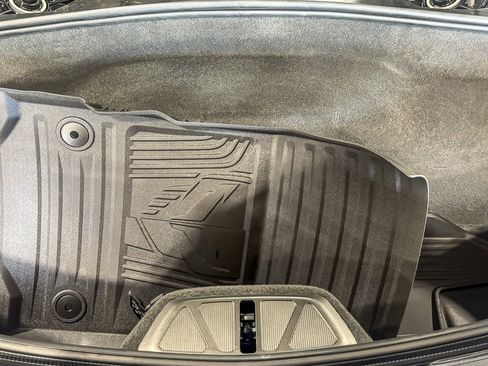 Used 2024 Chevrolet Corvette Stingray Premium Cpe w/ Z51 Performance Package image 26