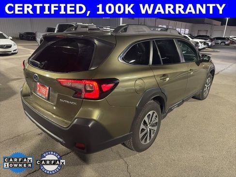Used 2024 Subaru Outback Premium image 3