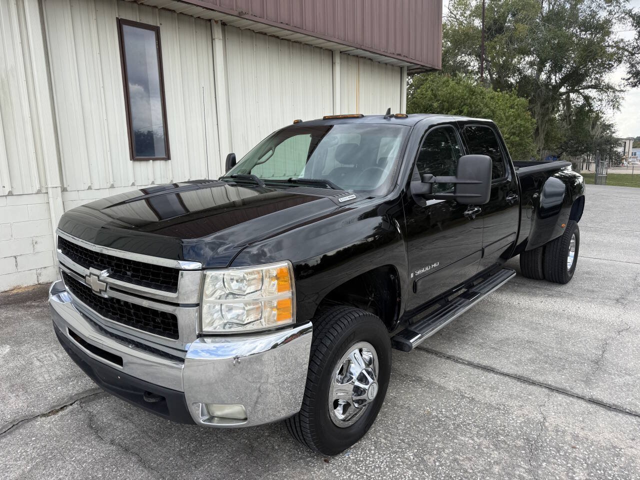 Used 2008 Chevrolet Silverado 3500 LTZ AWD/4WD image 1