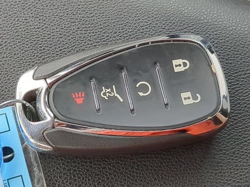 Used 2020 Chevrolet Equinox LT w/ Driver Convenience Package FWD image 38