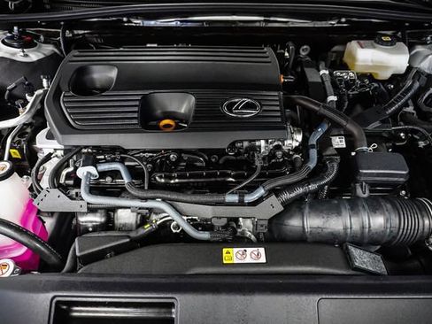 Used 2025 Lexus ES 300h w/ Premium Package image 26