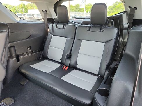 Certified 2022 Ford Explorer XLT w/ Equipment Group 202A image 12