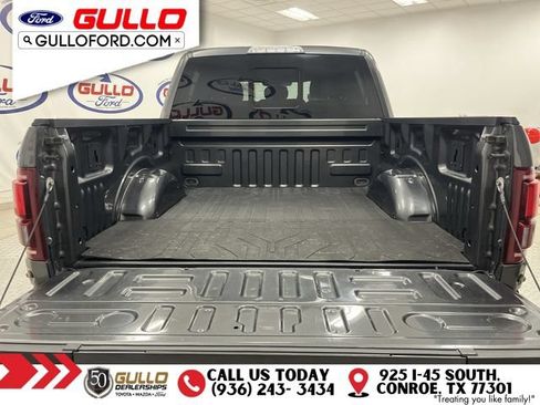 Used 2018 Ford F150 Raptor w/ Equipment Group 802A Luxury AWD/4WD image 11