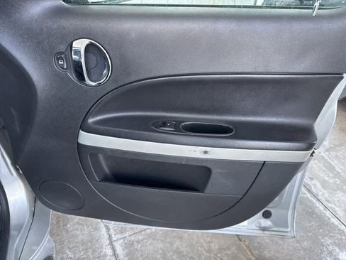 Used 2009 Chevrolet HHR LT w/ LT Preferred Equipment Group image 15