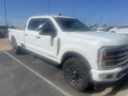Used 2024 Ford F350 Platinum image 2