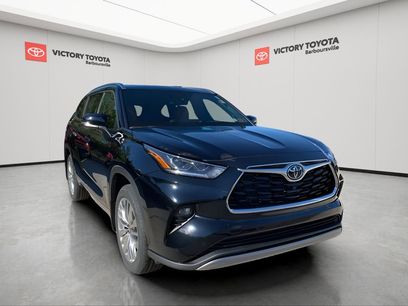 New 2025 Toyota Highlander Platinum