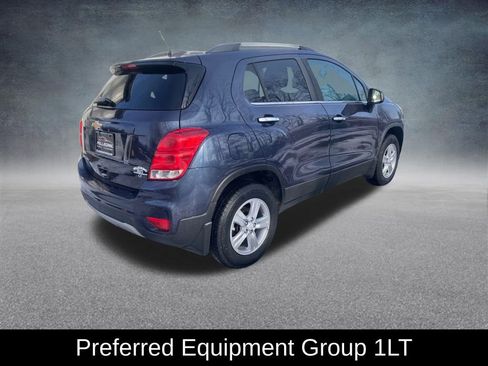 Used 2019 Chevrolet Trax LT w/ LT Convenience Package image 6