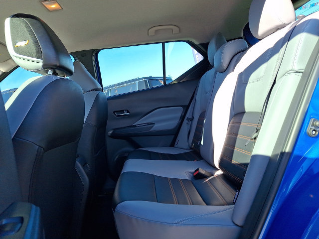 Used 2023 Nissan Kicks SR w/ SR Premium Package FWD image 10