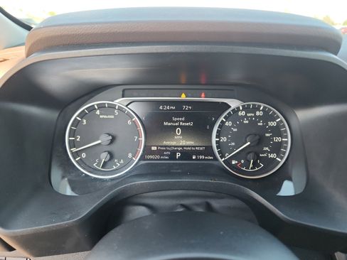 Used 2021 Nissan Rogue SV image 11