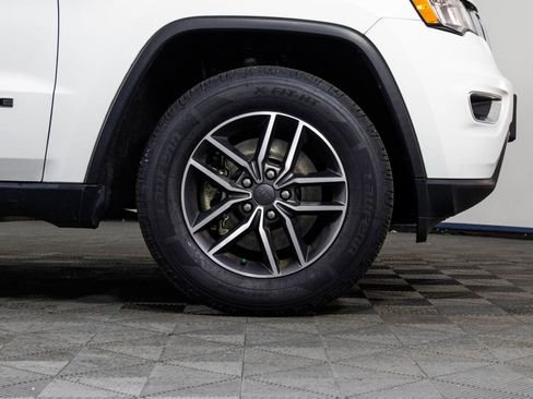 Used 2022 Jeep Grand Cherokee Limited AWD/4WD image 40