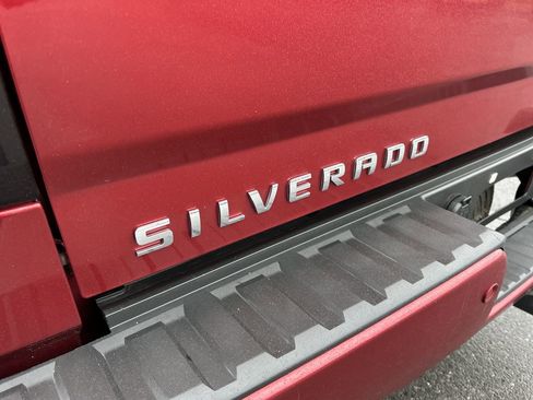 Used 2018 Chevrolet Silverado 1500 LT w/ All Star Edition image 11