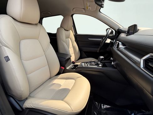 Used 2019 MAZDA CX-5 Touring FWD image 31