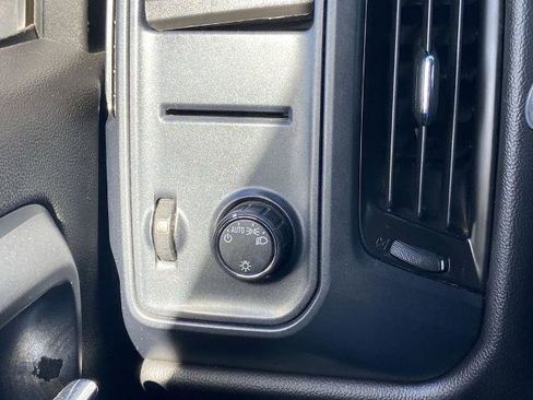 Used 2016 Chevrolet Silverado 2500 W/T image 11