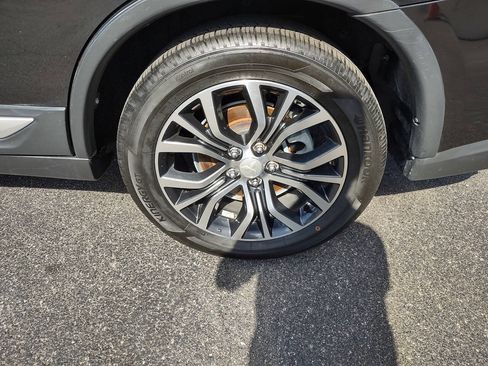Used 2018 Mitsubishi Outlander SEL AWD/4WD image 40