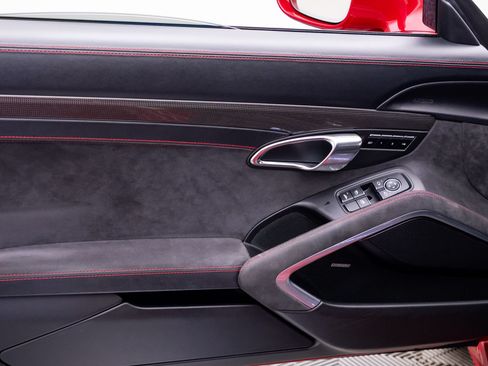 Used 2015 Porsche 911 Carrera GTS RWD image 14