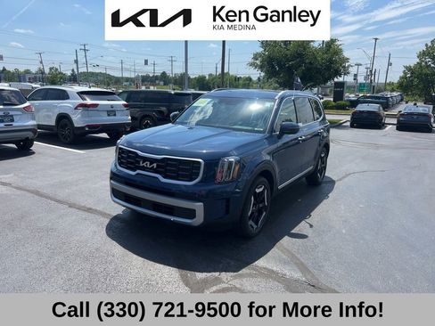 Used 2024 Kia Telluride S w/ S Sunroof Package FWD image 3