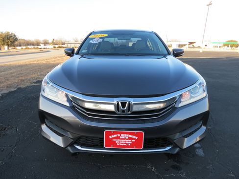 Used 2016 Honda Accord LX image 7