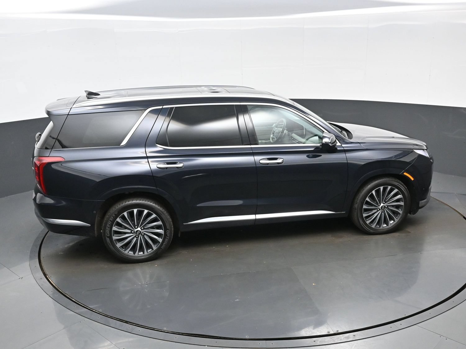 Certified 2024 Hyundai Palisade Calligraphy AWD/4WD image 42