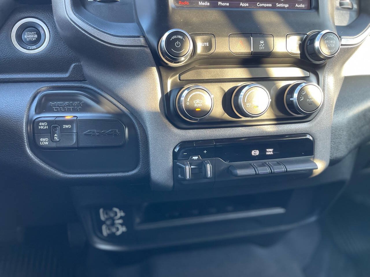 Used 2020 RAM 2500 Tradesman AWD/4WD image 18