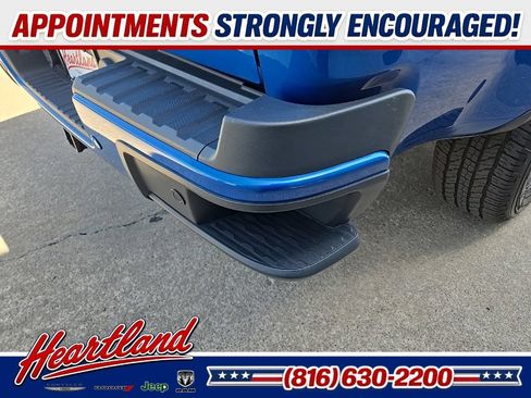 Used 2021 Chevrolet Colorado Z71 AWD/4WD image 27