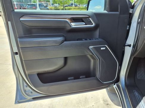 Used 2023 Chevrolet Silverado 1500 RST w/ Convenience Package II RWD image 12
