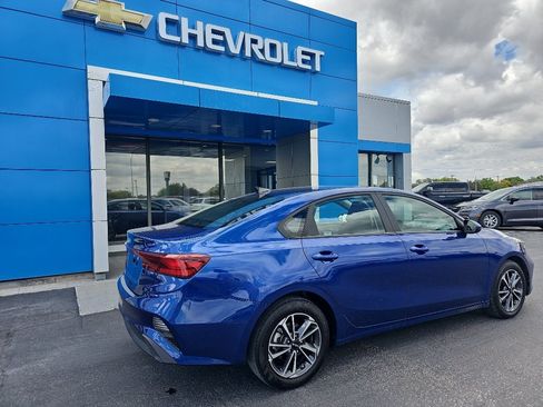 Used 2024 Kia Forte LXS FWD image 3