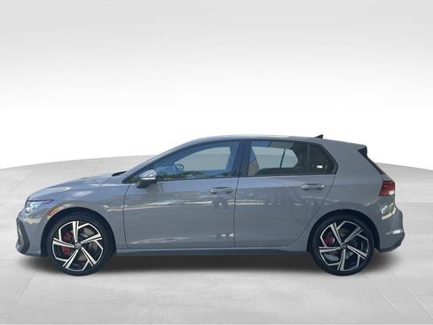 New 2026 Volkswagen GTI SE image 2