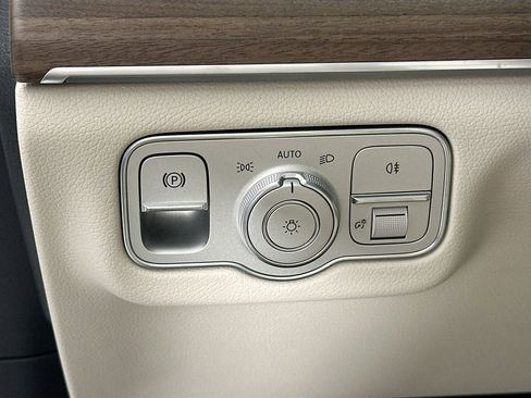 New 2026 Mercedes-Benz GLE 450 4MATIC image 10