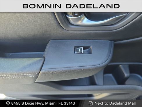 Used 2024 Honda Pilot EX-L image 9