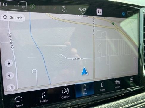 Used 2023 Chrysler Pacifica Limited image 34