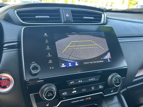 Used 2022 Honda CR-V Touring image 18