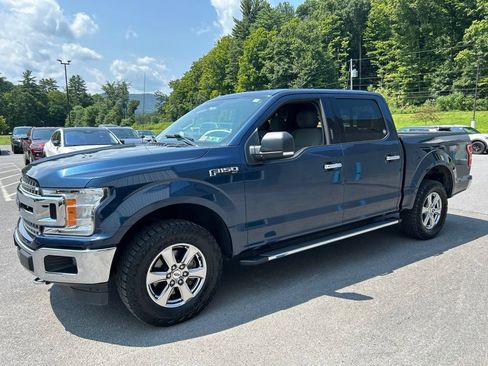 Used 2018 Ford F150 XLT w/ Equipment Group 302A Luxury AWD/4WD image 4