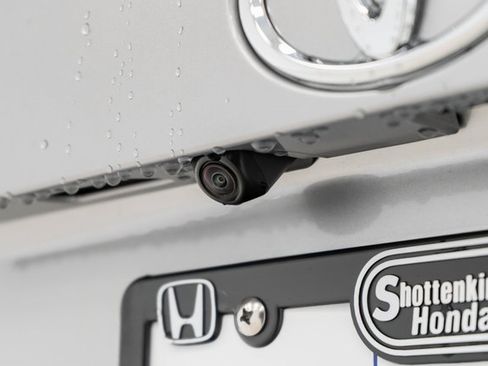 Used 2025 Toyota RAV4 XLE image 12