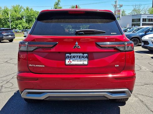 Used 2025 Mitsubishi Outlander SE AWD/4WD image 5