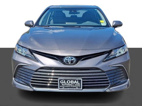 Used 2024 Toyota Camry LE FWD image 2