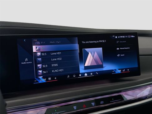 Certified 2023 BMW i7 xDrive60 AWD/4WD image 14