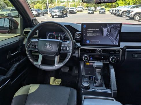 Used 2025 Toyota 4Runner Limited w/ Tow Technology Package AWD/4WD image 11