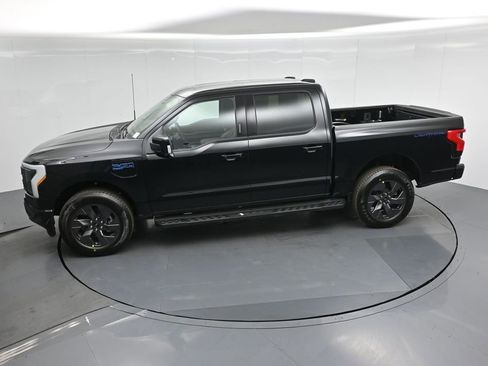 New 2025 Ford F150 Lightning Lariat image 43