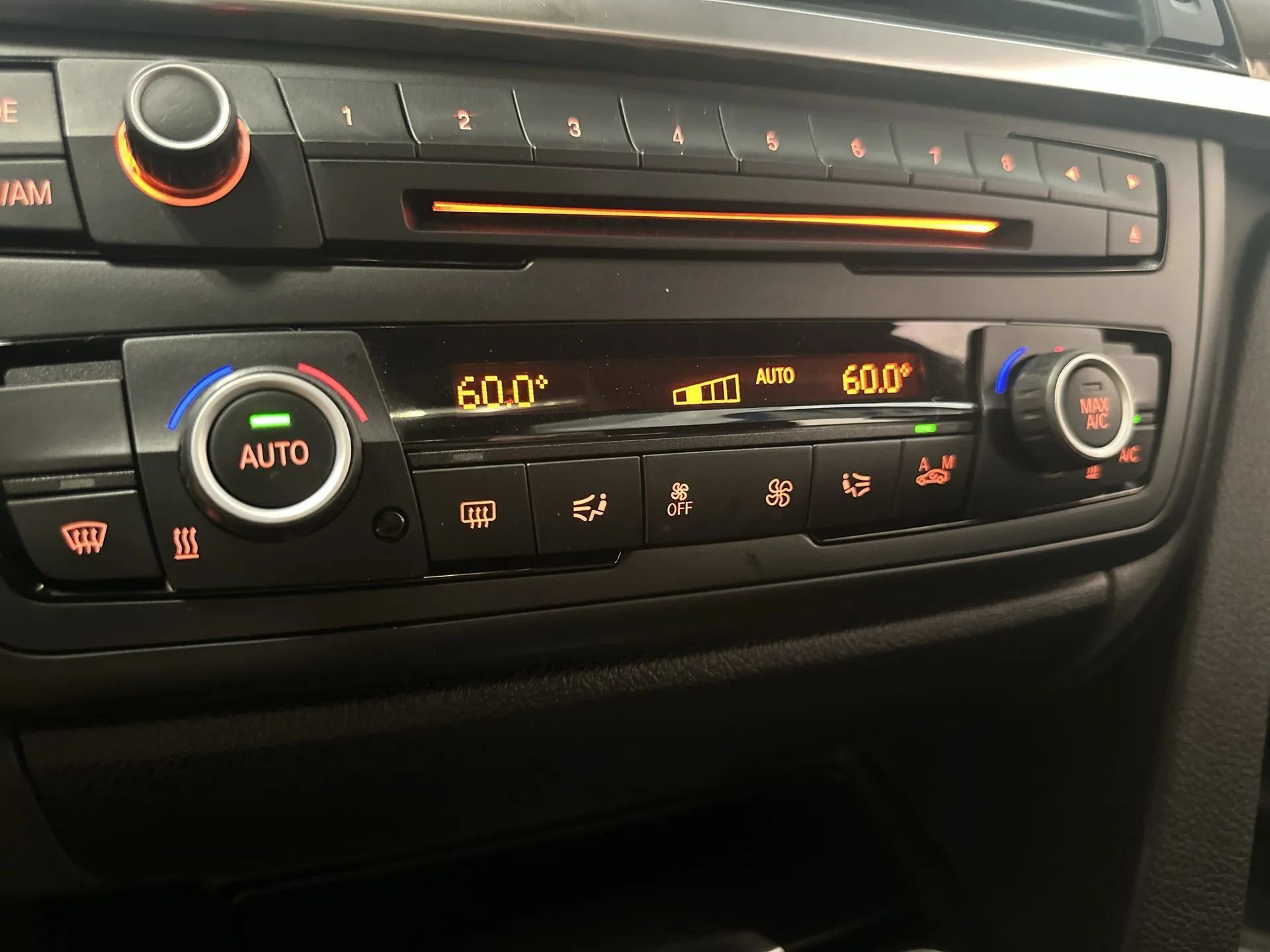 Used 2014 BMW 320i Sedan RWD image 20