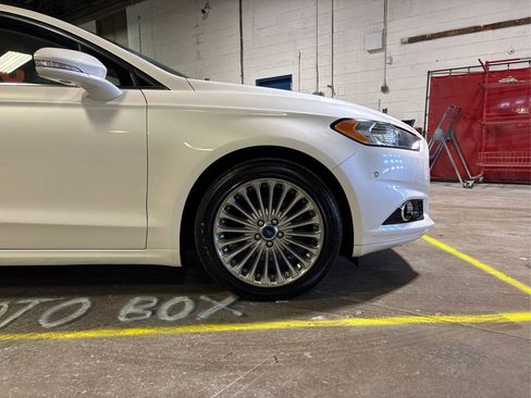 Used 2015 Ford Fusion Titanium image 17
