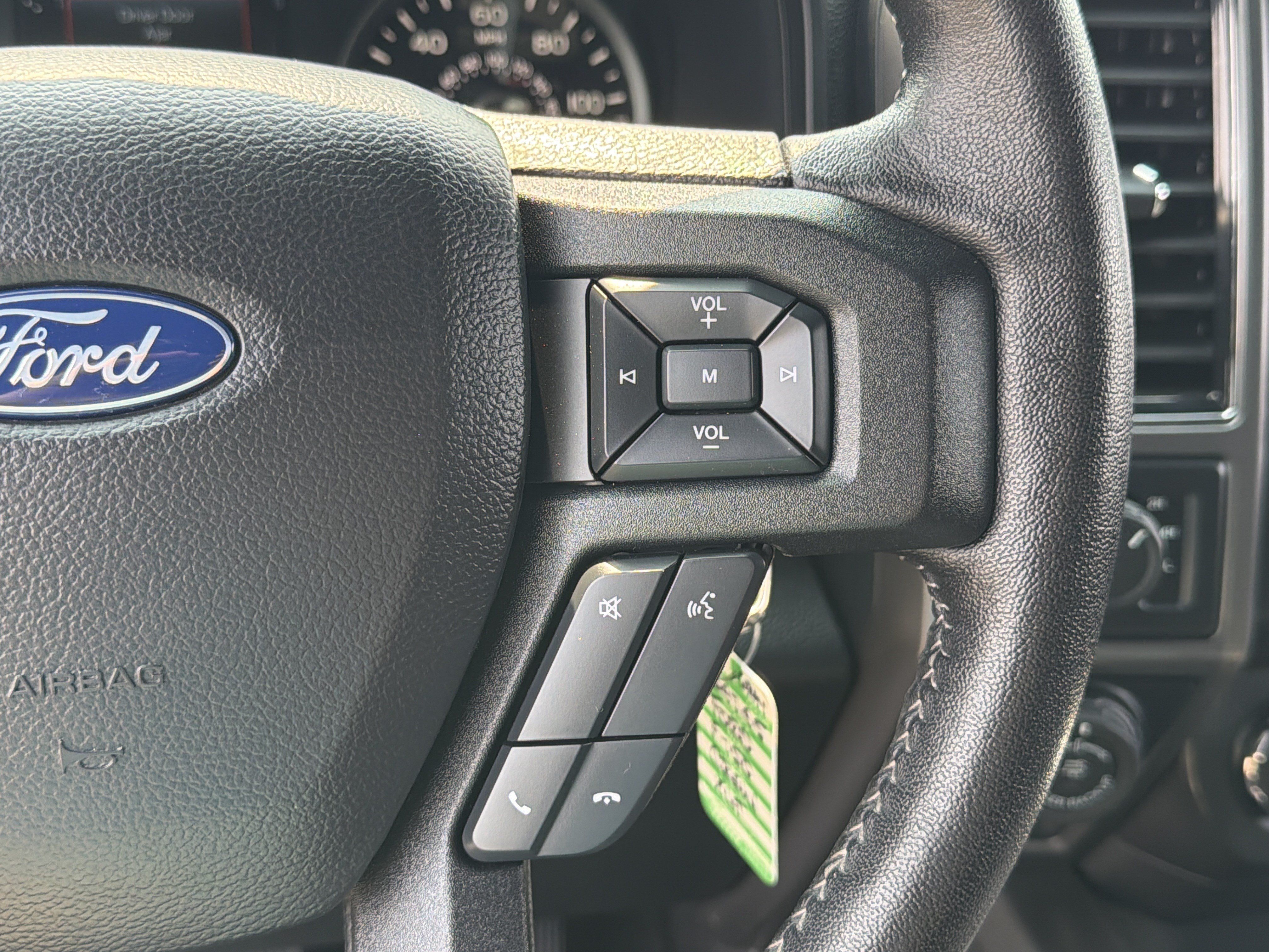 Used 2019 Ford F150 XLT w/ Equipment Group 302A Luxury AWD/4WD image 17